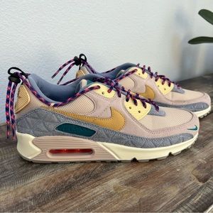Nike Air Max 90 SE Fossil stone womens. Size 11 NWOT.